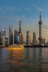 Obraz premium Night view of the Bund, Shanghai, China, commercial buildings in Lujiazui, Pudong District