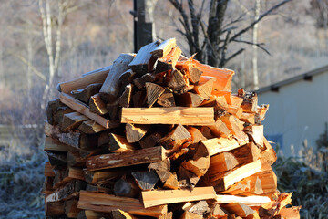薪ストーブの燃料