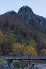 日本　北海道の大雪山国立公園内にある層雲峡の紅葉