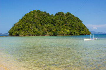Las Cabanas beach in El Nido, Palawan, Philippines