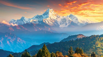 Crédence de cuisine en verre imprimé Himalaya Snow-capped Himalayas bathed in golden sunrise