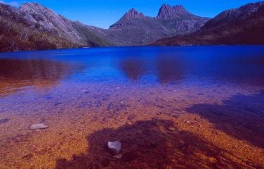 Cercles muraux Mont Cradle Australia: Cradle Mountain National Park crater lake in Tasmania