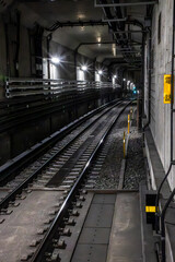 地下鉄トンネル