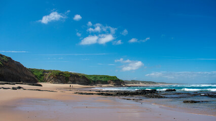 paradisiacal beach with mountains