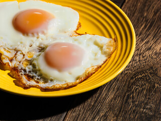 目玉焼き　卵　料理