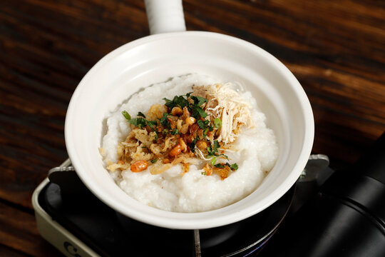 Chinese Claypot Chicken Porridge or Bubur Bakar