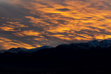 Cordillera al Amanecer