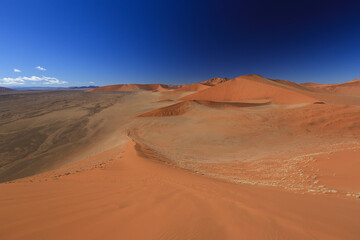 Fototapeta na wymiar red sand desert landscape of Namibia