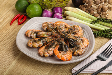 Boiled big tiger fresh shrimp