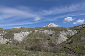 Chalk hills in Ulyanovsk region, Russia - 739152029