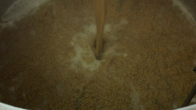 filtration of grain wort when making beer