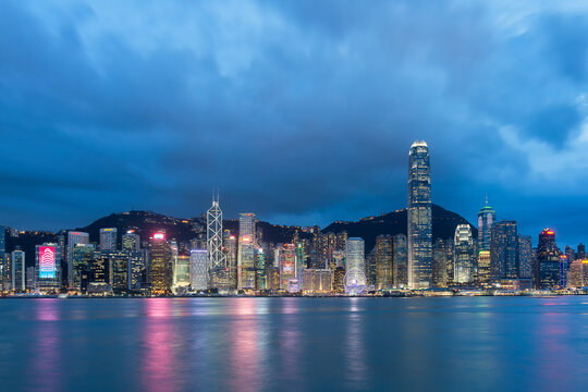 hong kong island by night photographed from kowloon
