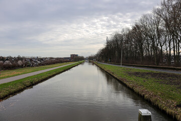 Fototapeta na wymiar Ring canal of the Zuidplaspolder reclaimed land in Nieuwerkerk aan den IJssel