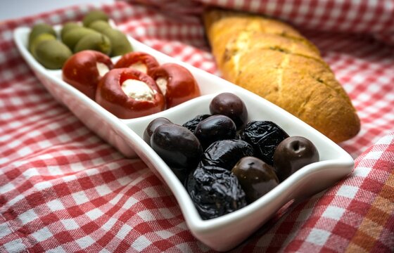 Antipasti olives and pappers