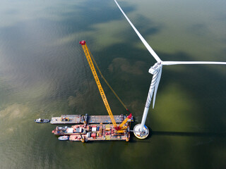 Construction of an offshore windpark - 739342652