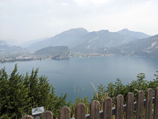 Nordlicher Gardasee mit Riva del Garda und Torbole