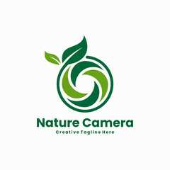 natural capture camera with shutter sign and nature circle leaf combination concept, nature photography logo