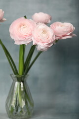 Fototapeta premium pink flowers in vase