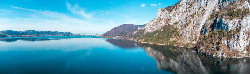Naklejka na ściany i meble Lake Traunsee, Salzkammergut, Austria, on a sunny day in early spring