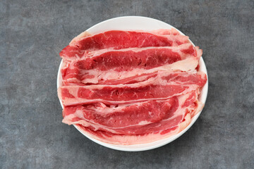 Fresh thinly sliced ​​raw beef or Shortplate
