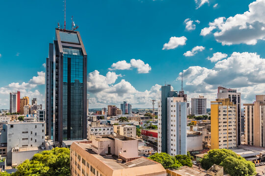 Vista da Janela de um andar alto no Centro de Cascavel-PR