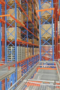 Automatic Storage Retrieval System Warehouse