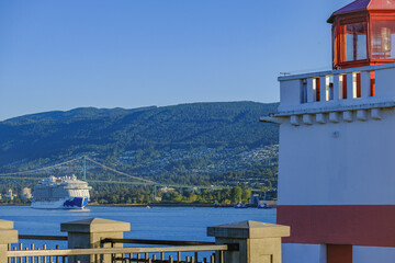 Kreuzfahrtschiff Royal geht auf Alaska-Kreuzfahrt von Vancouver, Kanada - Modern Princess...