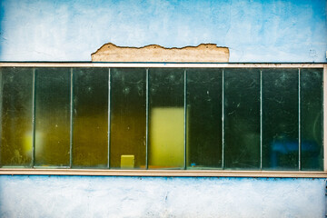 Schäden an der Hauswand