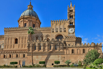 Fototapeta na wymiar Italy Sicily Palermo city view on a sunny autumn day