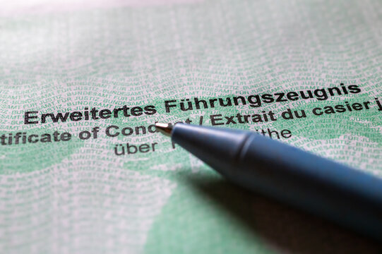 Erweiteres F&uuml;hrungszeugnis zur Vorlage beim Arbeitgeber oder zum Jugendschutz in Vereinen