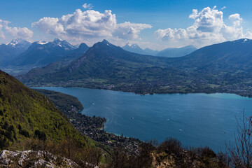 Obraz premium lake in the mountains