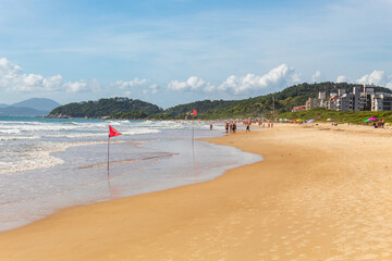 areia da  praia Grande cidade de Governador Celso Ramos Santa Catarina Brasil praia Caravelas