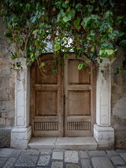 Fototapeta na wymiar The old door in city Porec, Croatia