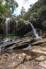 Fototapeta na wymiar cachoeira na cidade de Barão de Cocais, Estado de Minas Gerais, Brasil