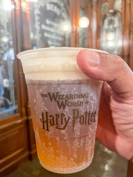 Harry Potter Butterbeer the wizarding world of Harry, glass beer