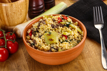 Bulgur with lamb and vegetables