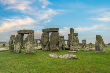 View of Stonehenge monument in United Kingdom - 740506037
