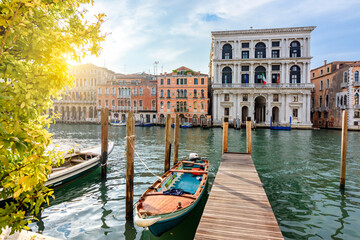 Architecture of Grand canal at sunrise, Venice, Italy - obrazy, fototapety, plakaty