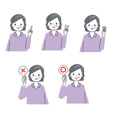 いろんなポーズの高齢女性のセット　丸とバツのプラカードをもったおばあさん