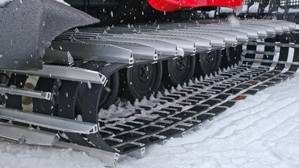 Snow Groomer Machine Continuous Track Drive with Metal Blades