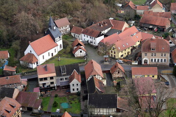 Kirche und Orstmitte der Stadt Stolberg im Harz, Blick von oben auf den Ort, Ortsbild