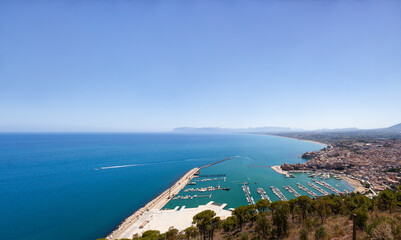 Aerial photographs of Castellamare del Golfo in Sicily - 740789002