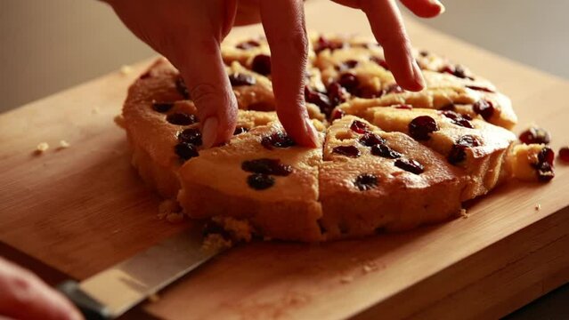  bake tea cake with pear cranberry close-up on wooden board