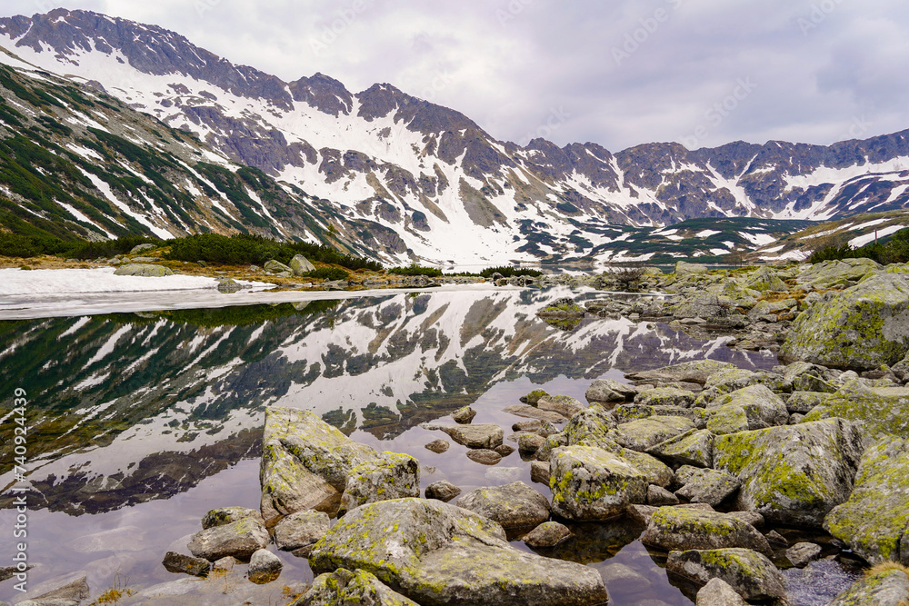 Wall mural morskie oko trail , hike in the tatras mountains , five polish ponds valley