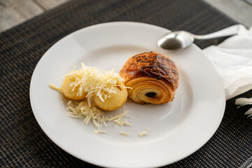 A plate of hotel dessert