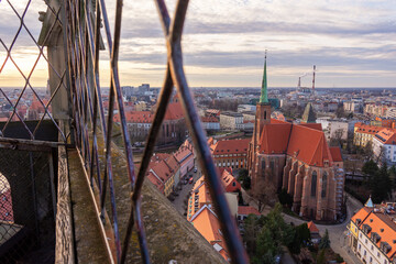 Wrocław - widok na Ostrów Tumski i kościół św. Krzyża - obrazy, fototapety, plakaty