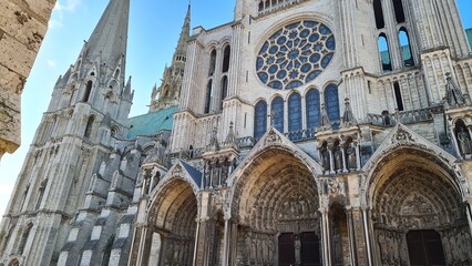 La cathédrale de Chartres vu de la façade sud