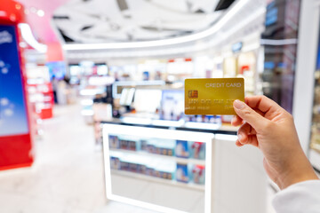 Travel, Tourist woman showing credit card or travel card for convenient travel Make shopping easy...