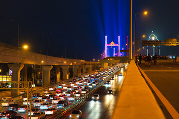ラマ9世橋の渋滞夜景　Traffic jam at Rama 9 bridge at night　สะพานพระราม 9,