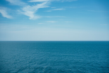 Obraz premium 青空と海